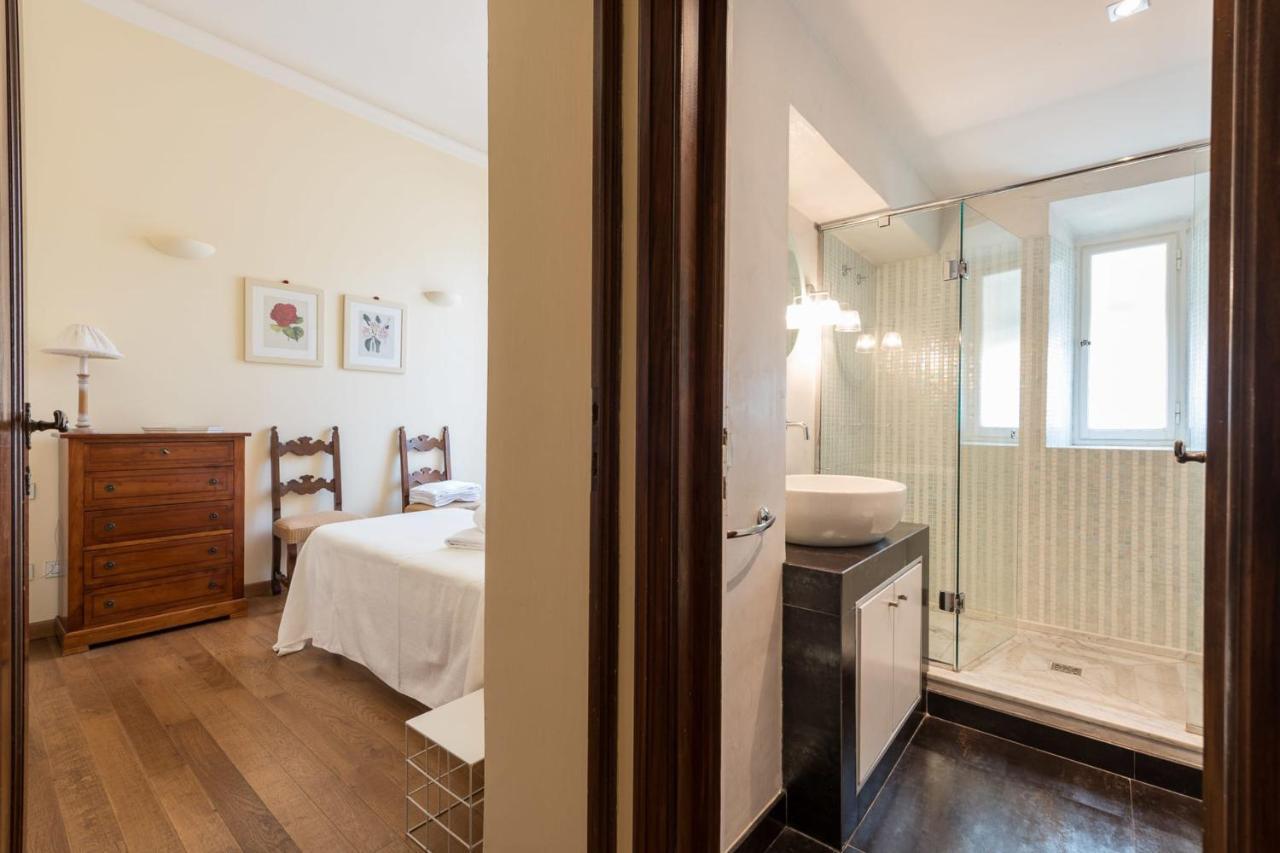 Charming 2Bed Apartment Overlooking Duomo - Hosted By Sweetstay フィレンツェ エクステリア 写真